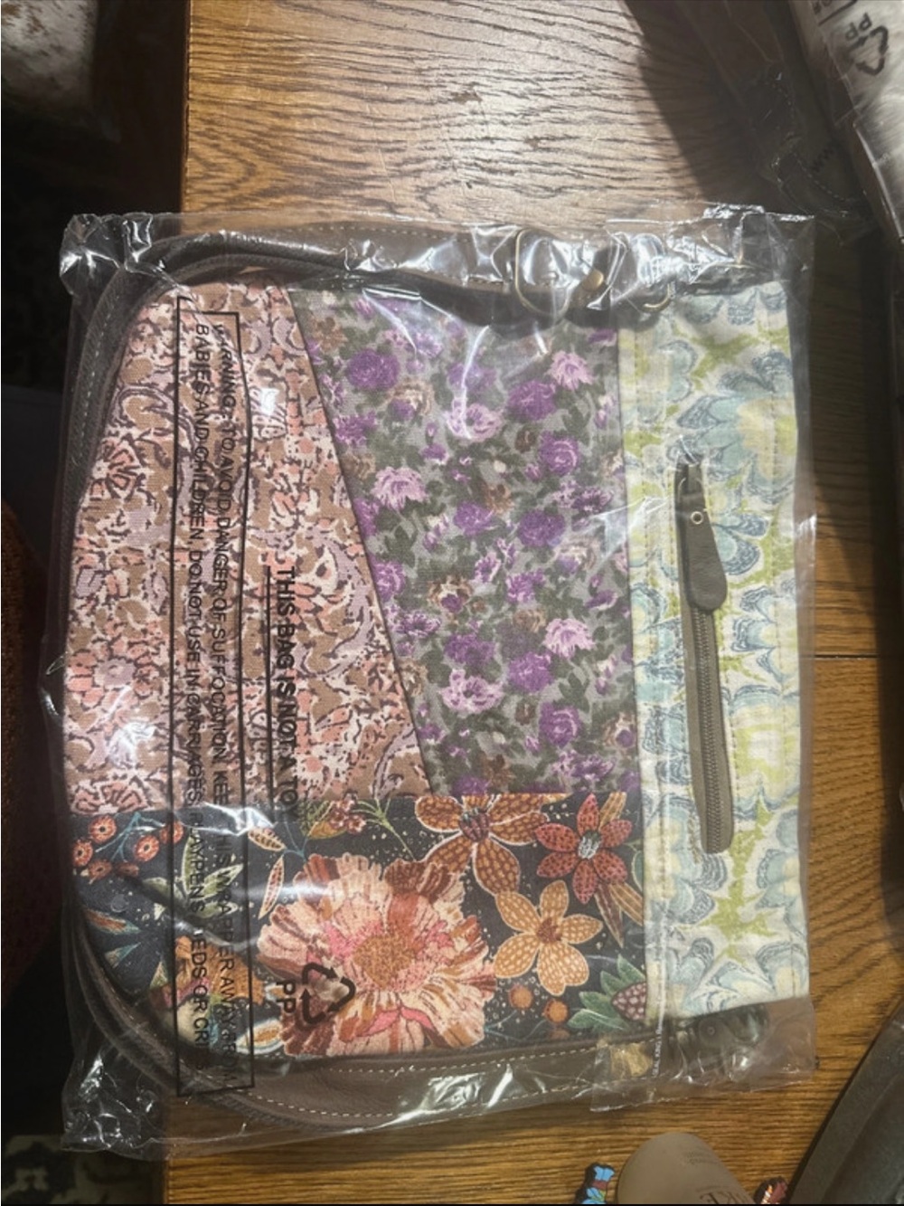 Floral Patchwork Crossbody Bag - Multicolor - Picture 7 of 7